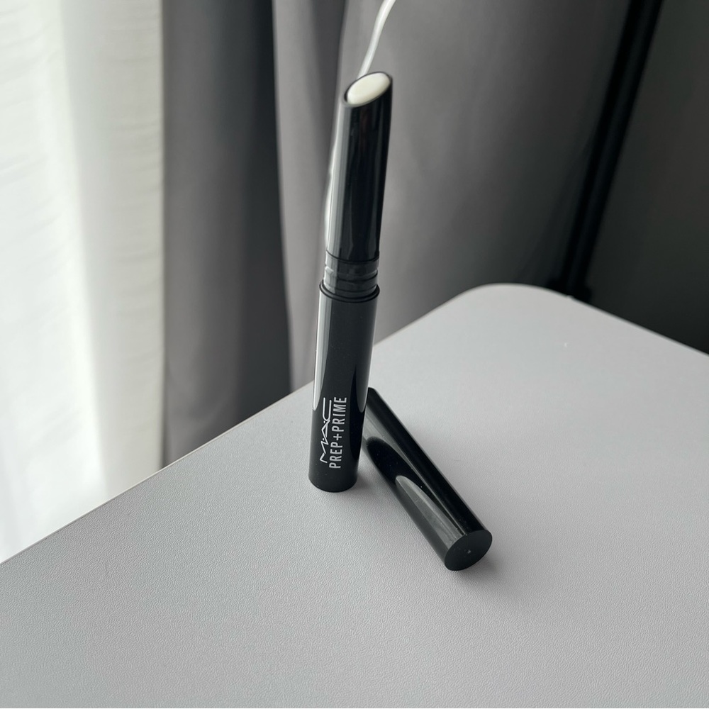 MAC Cosmetics Prep + Prime Lip Primer - Black